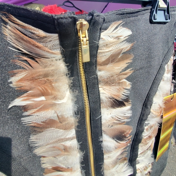 Feathered Bandeau Mini Skirt - Size S - Picture 3 of 3